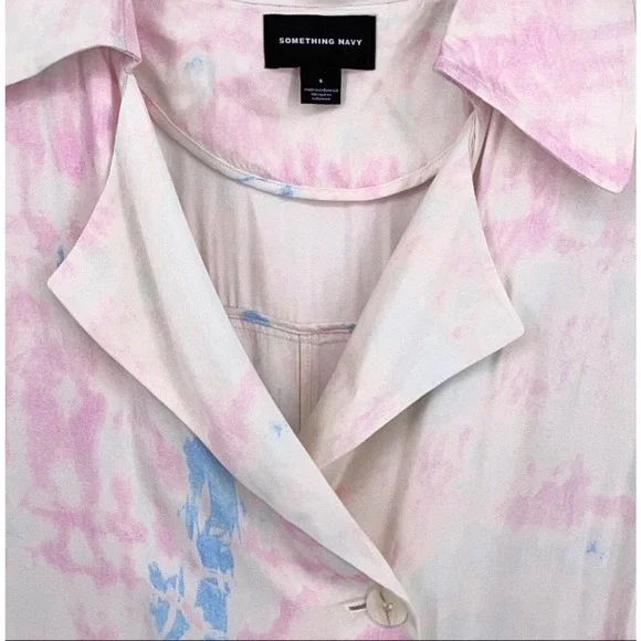 NWT Tie Dye Trench